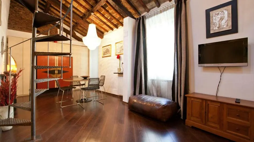 Appartamento Rental in Rome Loft Cappellari Italia